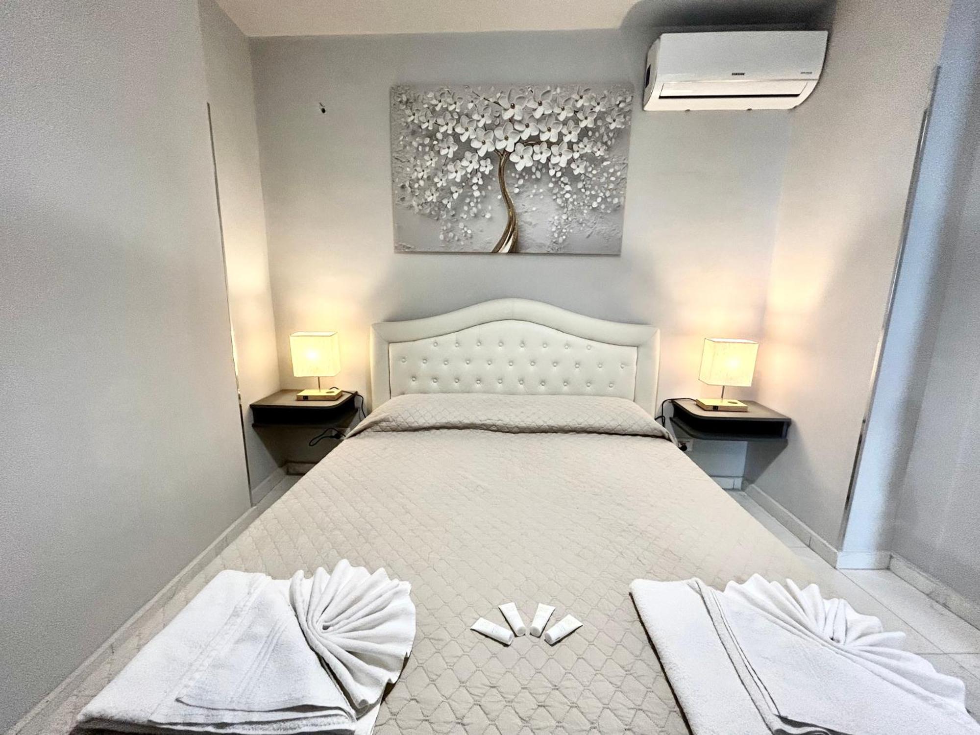 Villa Diana Exclusive Apartment Taormina Bagian luar foto